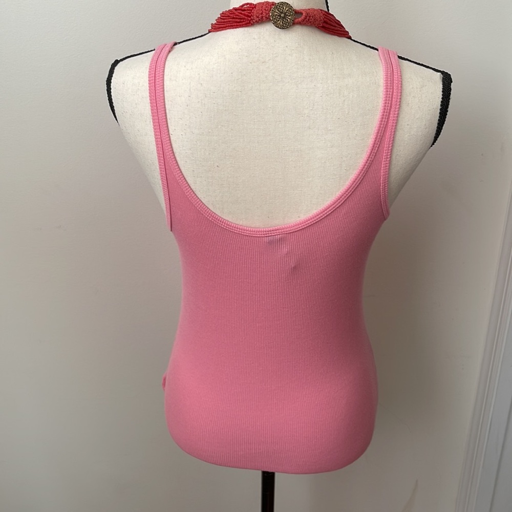 The Limited Set Of Two Ribbed Tanks - Picture 12 of 15